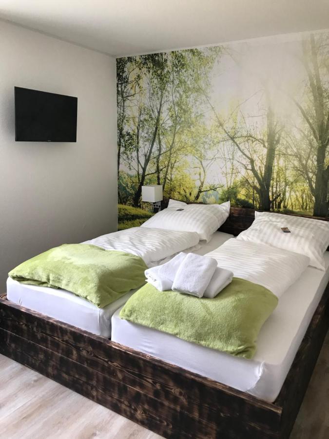 Landgasthof Zum Dorfkrug Schoneberg  Dış mekan fotoğraf